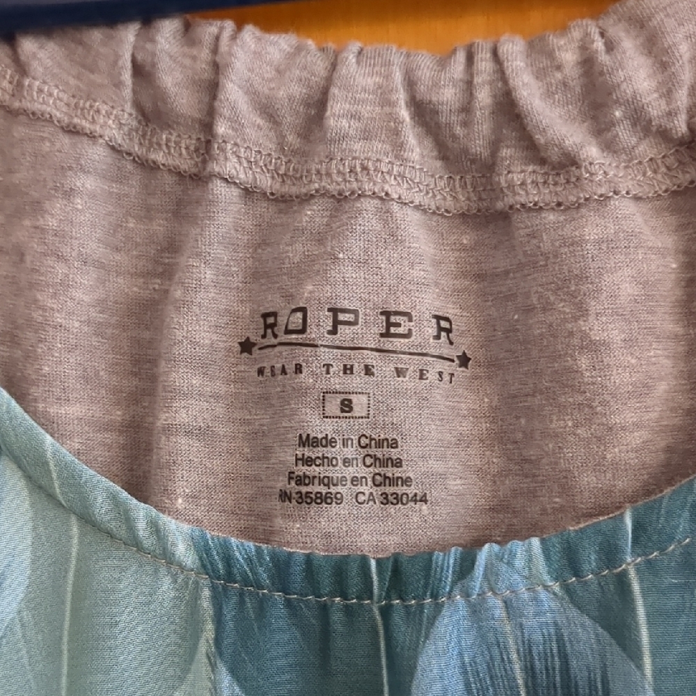 Roper Blue/Teal/ Grey Feather Print Tank Top - Picture 2 of 4